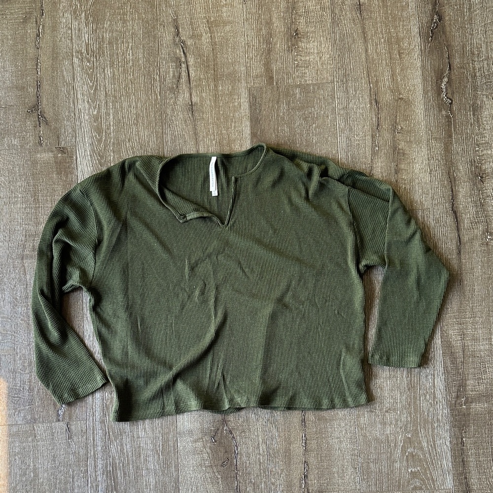 Aritzia Group by Babaton Elevation Thermal Waffle Weave Long sleeve Top